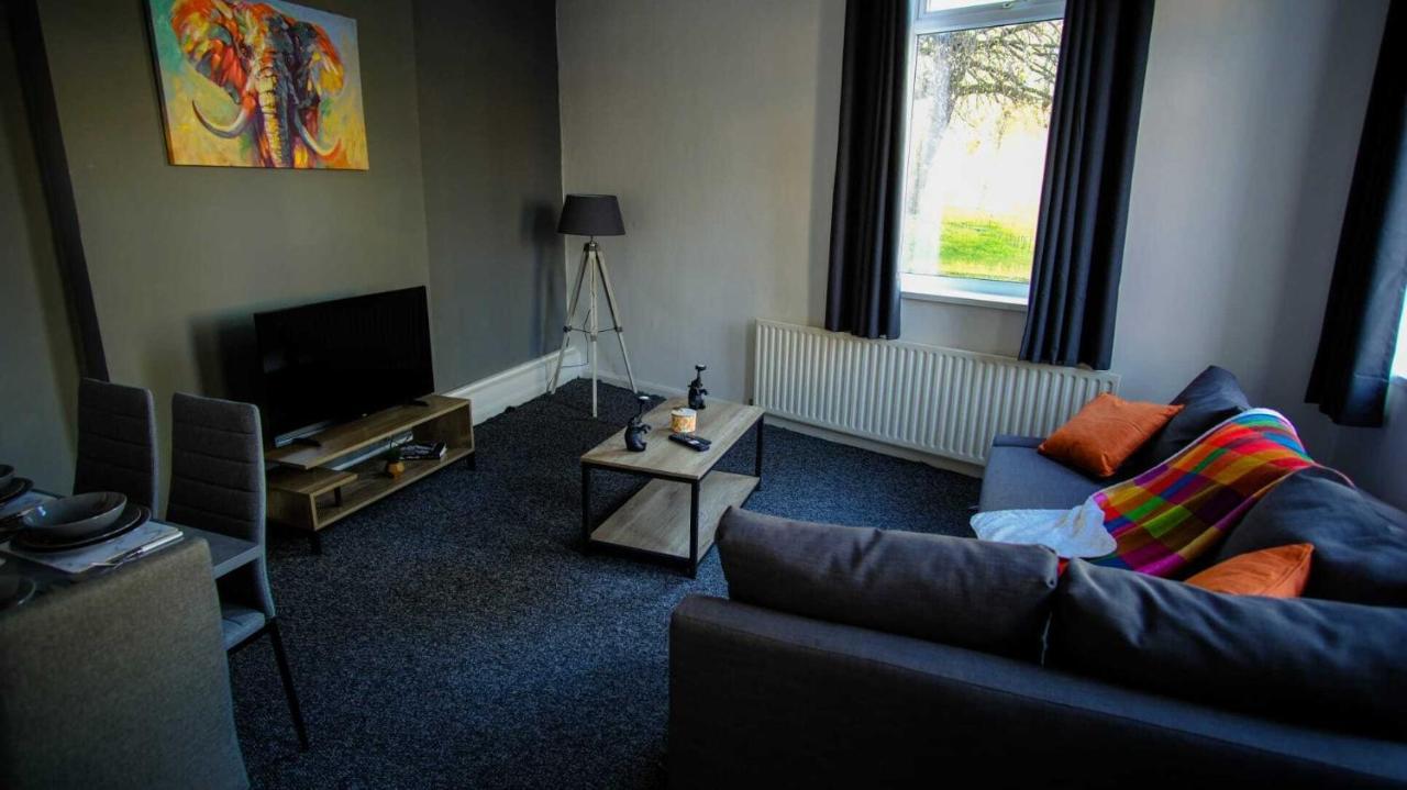 Large Ground Floor Apartment - South Shields - 3 Minutes From South Tyneside Hospital, 8 Minutes From Beach Εξωτερικό φωτογραφία